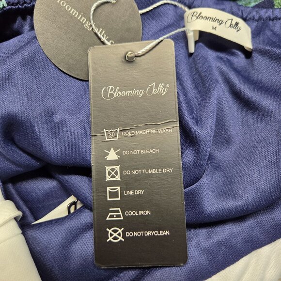 Blooming Jelly Medium White Navy Teal Open Back Crochet Faux Wrap Casual Dress - Picture 13 of 14